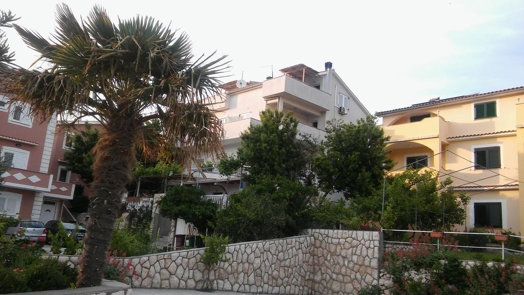 Apartment לופאר מראה חיצוני תמונה